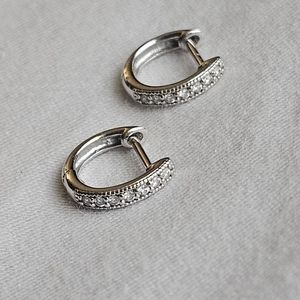 18kt white gold Jude Francis Huggies